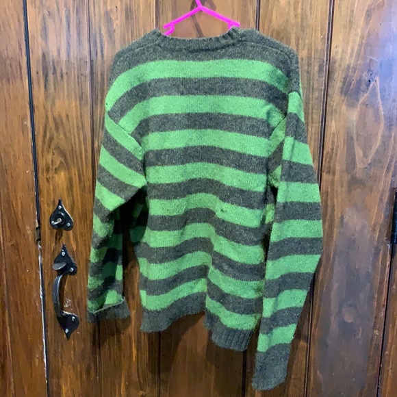 Winter wool sweater - Picture 4 of 4